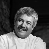 Luis Flores